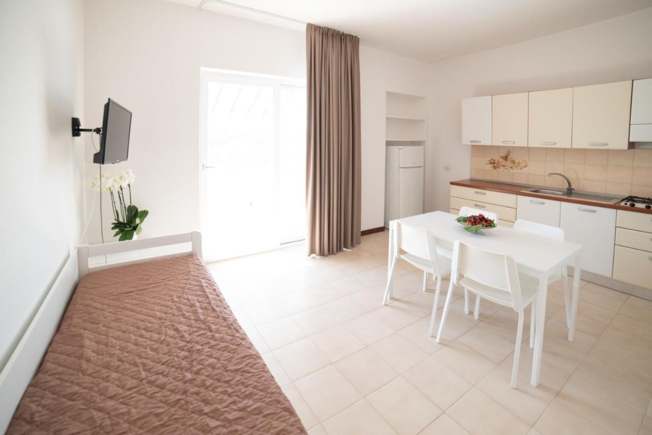 Residence Paradise ペスキチ エクステリア 写真